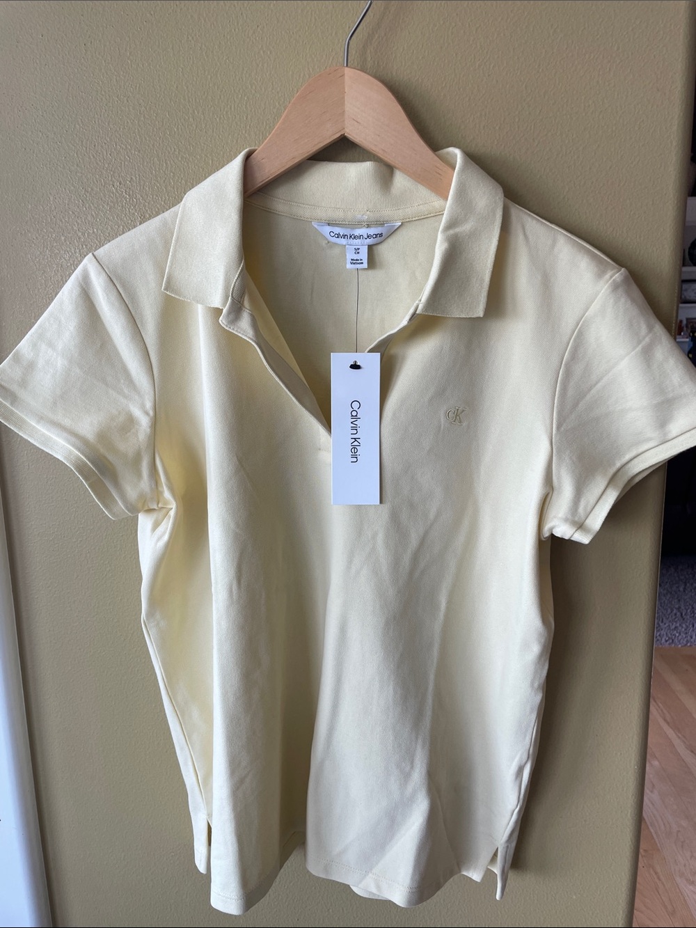 NWT Calvin Klein Pale Yellow Short Sleeve Polo